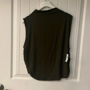 NWT!  Olive Green 2X Top